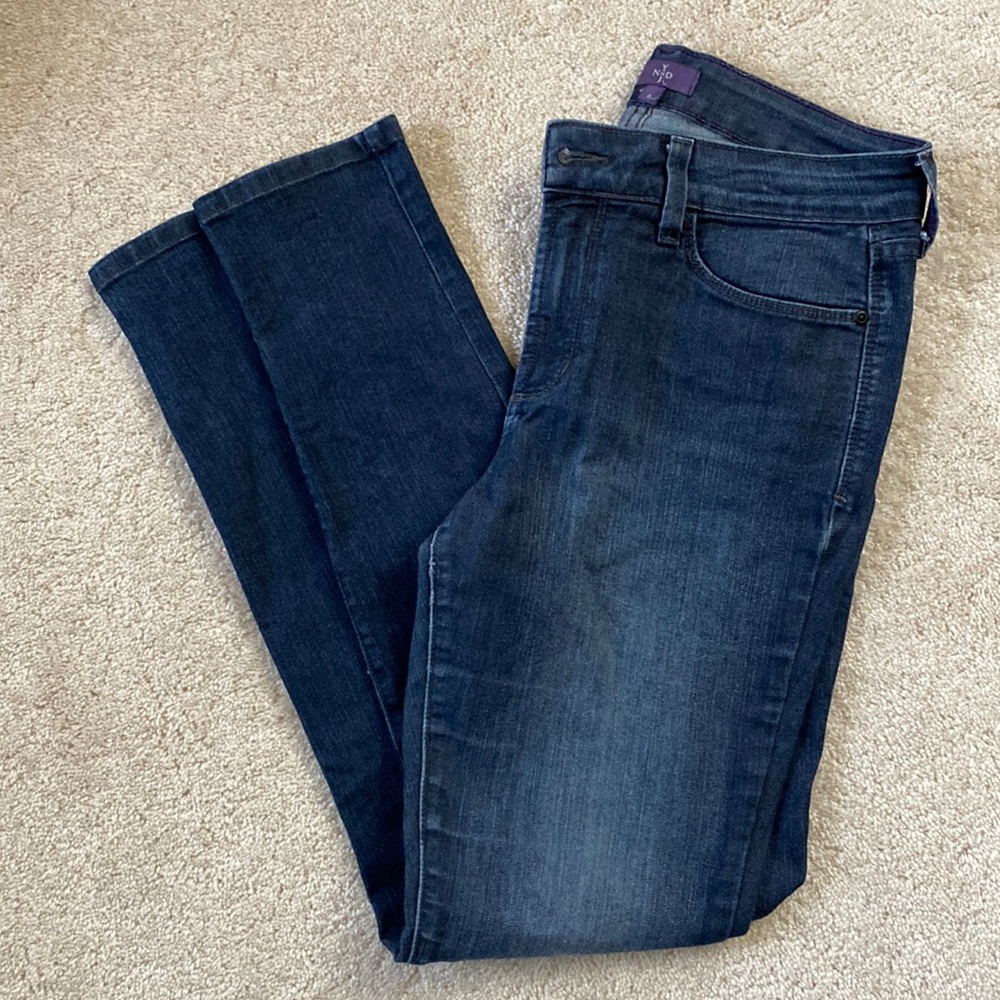 EUC NYDJ size 6 jeans super skinny